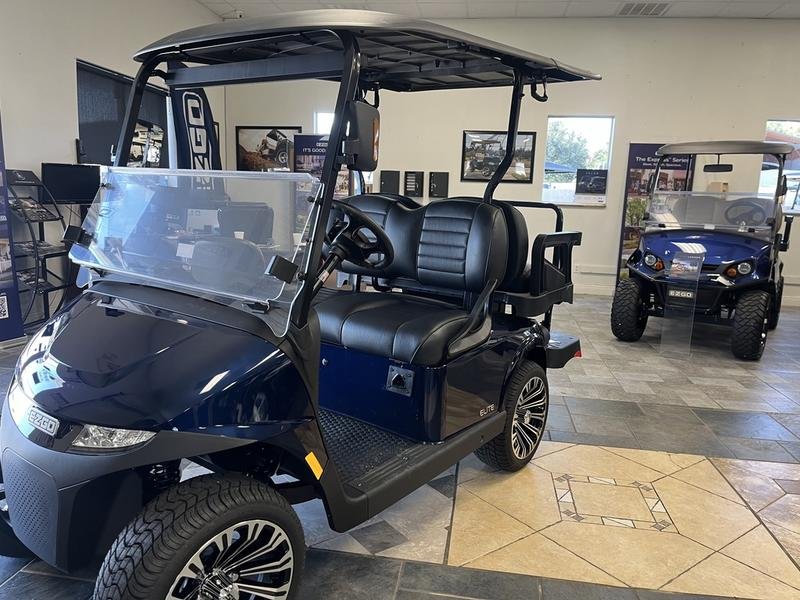 2024 E-Z-Go Freedom® RXV® ELiTE™ Patriot Blue