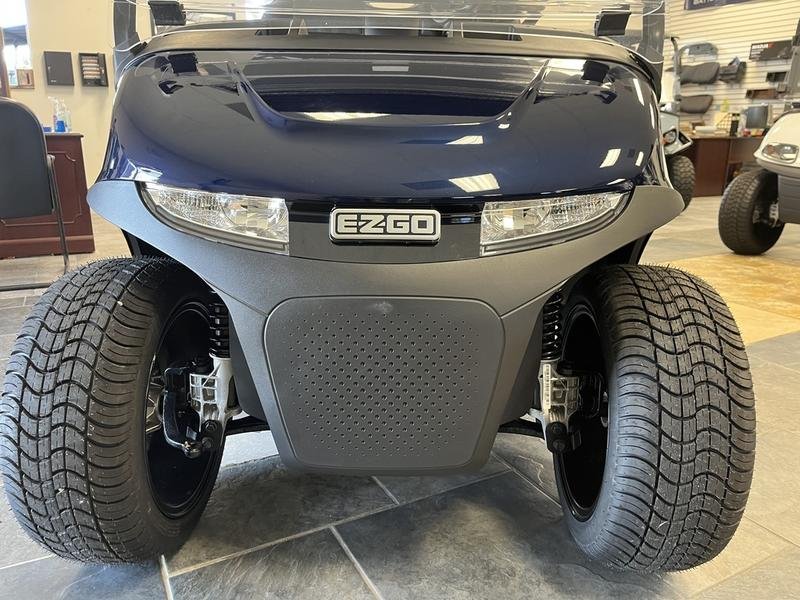 2024 E-Z-Go Freedom® RXV® ELiTE™ Patriot Blue